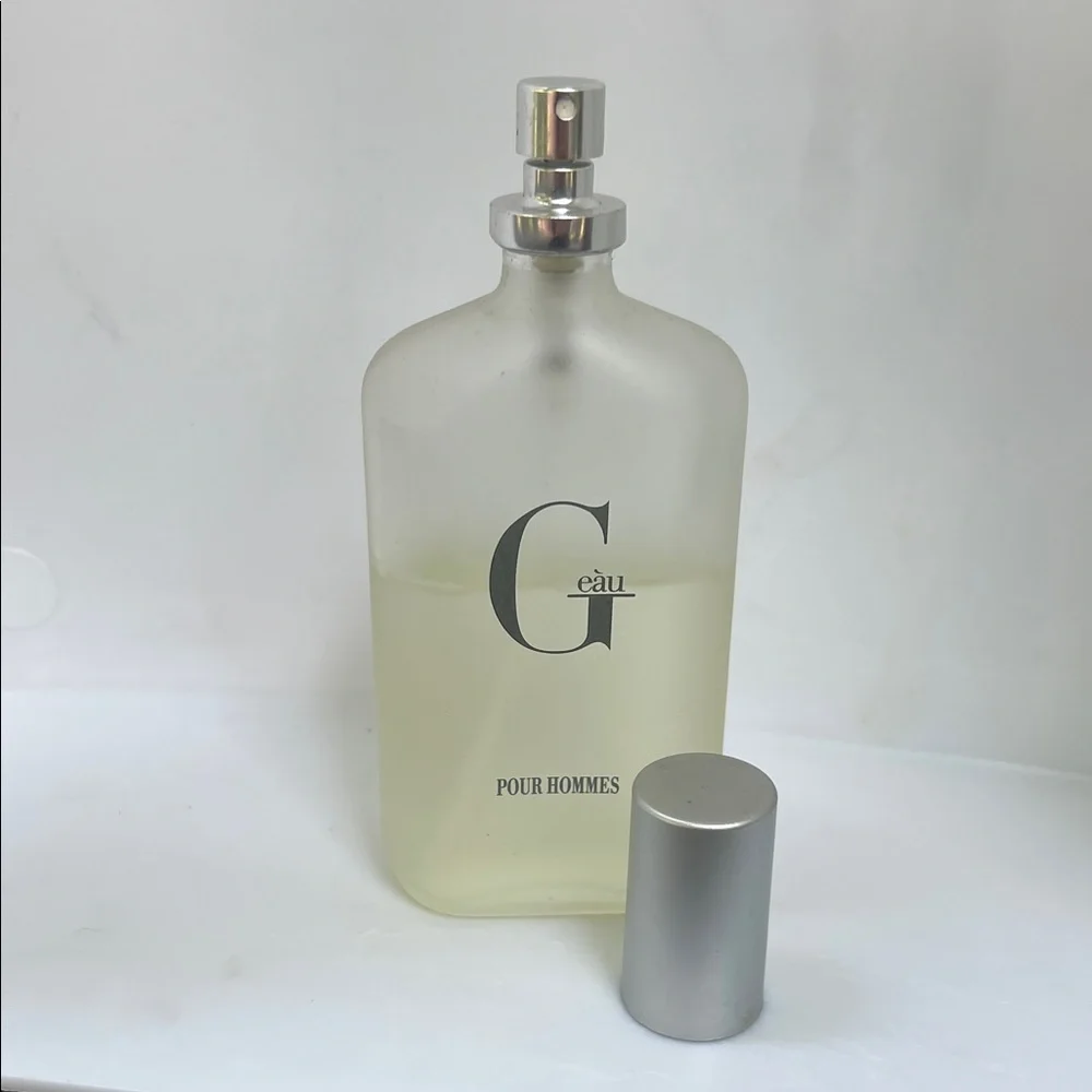 Geau Pour Hommes Fragrance - Silver and Cream